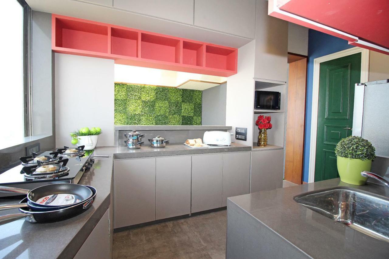 Theory9 Premium Service Apartments Khar Bombaim Exterior foto
